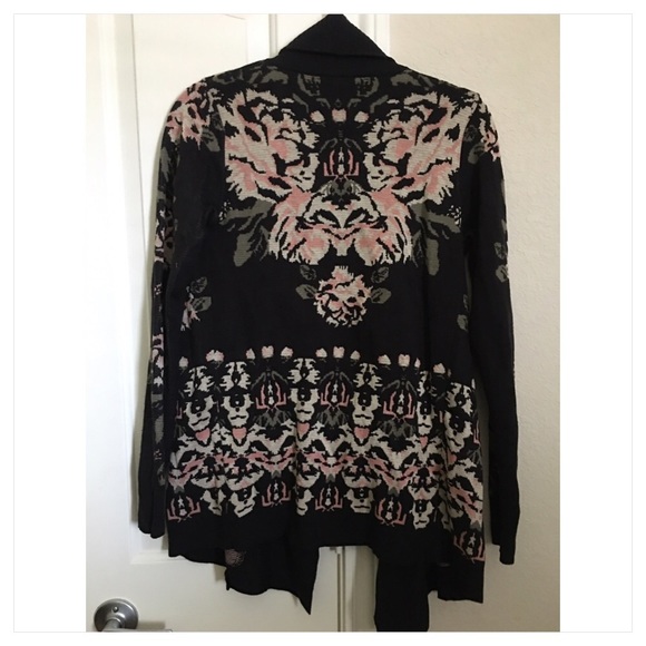 Staring at Stars Floral Cardigan - Picture 3 of 13